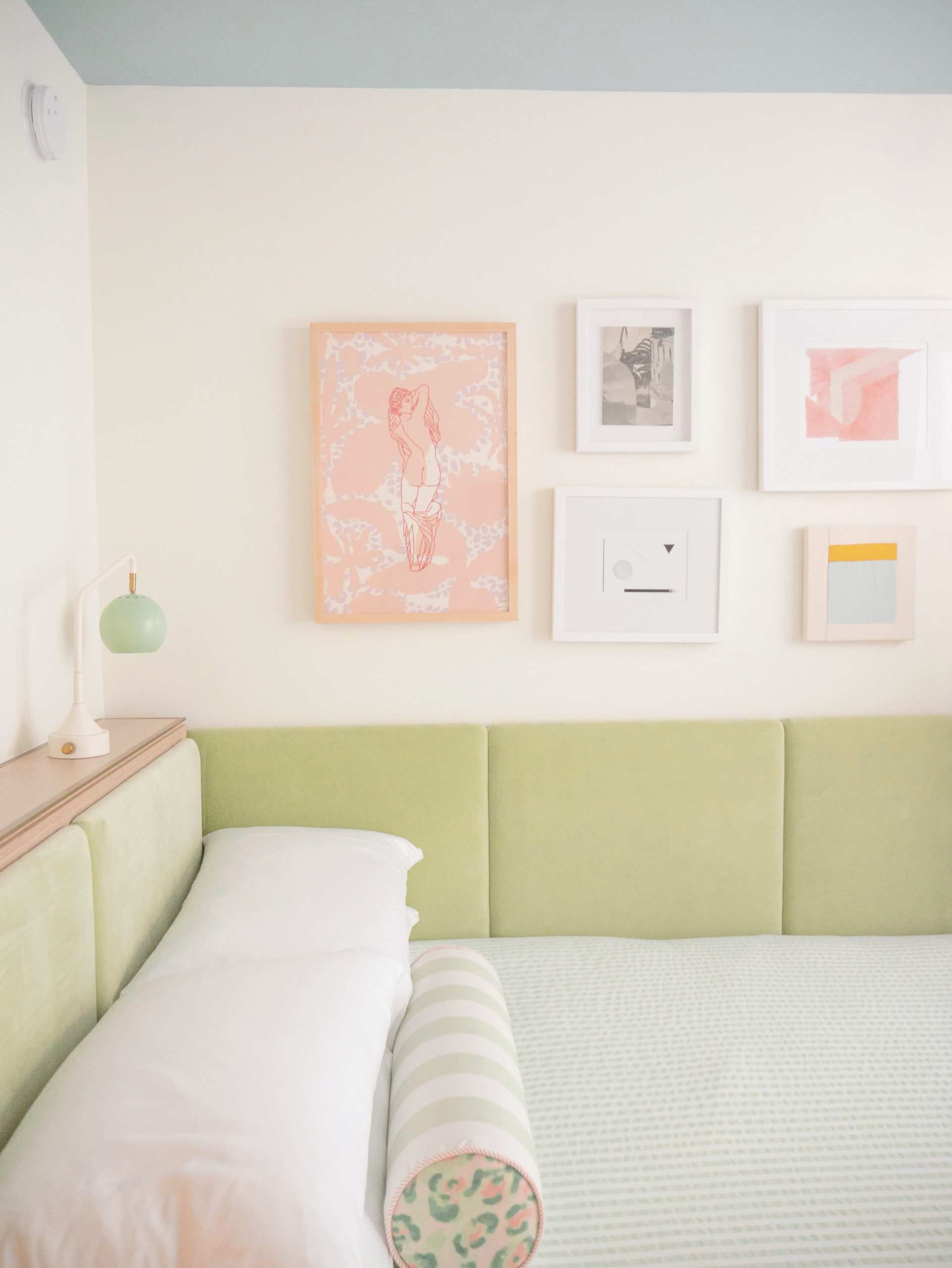 The Good Time Hotel, Cozy Queen Room. Hotel Lifestyle Photography by Hopeful Outsiders